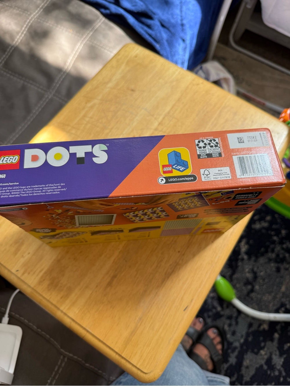 LEGO DOTS Big Box Arts & Crafts Set – Purple and Yellow - Picture 3 of 4
